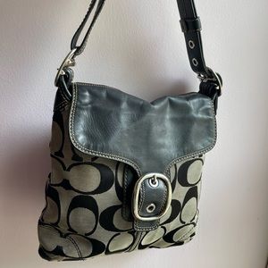 COACH Signature Leather and Canvas Flap
Duffle # M0871-F13360 unisex